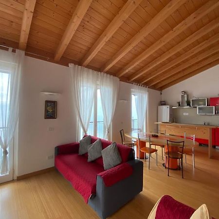 Luxury Penthouse With Big Terrace Apartment Argegno Ngoại thất bức ảnh