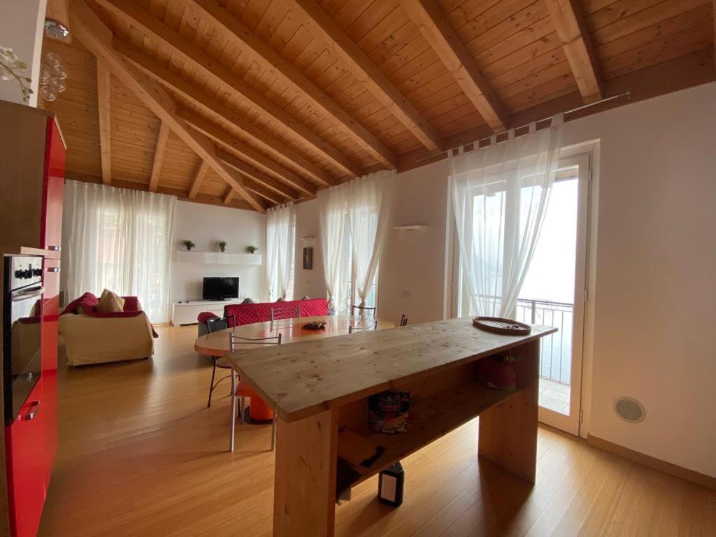 Luxury Penthouse With Big Terrace Apartment Argegno Ngoại thất bức ảnh